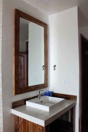Hotel Brisas Del Mar Beach + Dive Resort