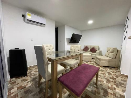Lujoso Apartamento Amoblado En Cove�as Cerca A La Playa