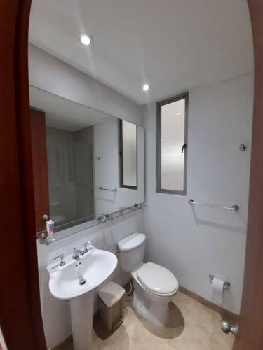 Amplio Y Comodo Apartamento Ubicado En Caobos