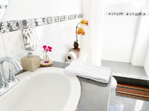 Stylish Apartment 4 Min To The Airport