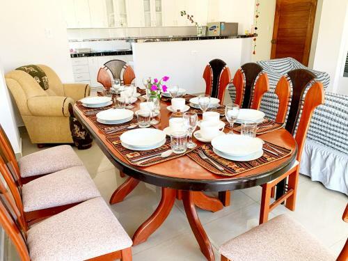 Stylish Apartment 4 Min To The Airport