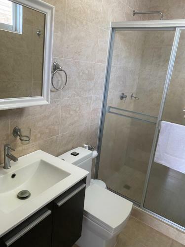 Moderna Casa Con Piscina A 10 Min De La Playa