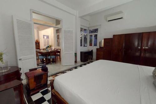 Apartment Ciudad Vieja-plaza Bolivar Third Floor- 303