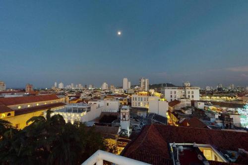 Apartment Ciudad Vieja-plaza Bolivar Third Floor- 303