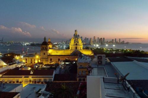 Apartment Ciudad Vieja-plaza Bolivar Third Floor- 303