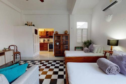 Apartment Ciudad Vieja-plaza Bolivar Third Floor- 303