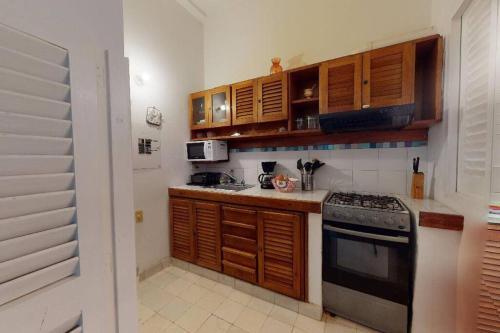 Apartment Ciudad Vieja-plaza Bolivar Third Floor- 303