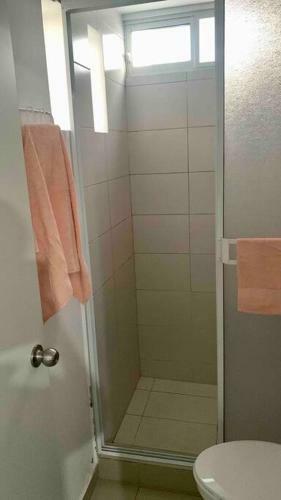 Acogedora Casa En Urbanizacion Privada Con Piscina