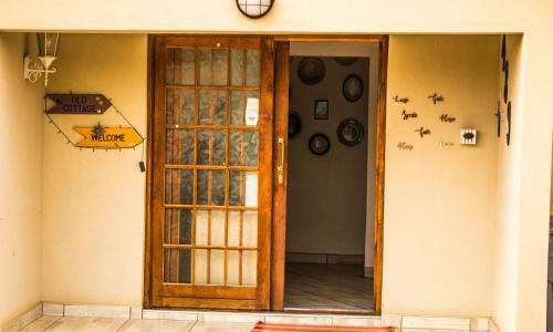 Hostal Rosame Cottage Guesthouse