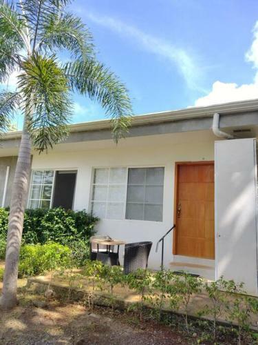 Costa Rica Beach Apartment - Esterillos Beach -