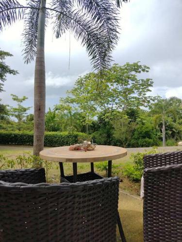 Costa Rica Beach Apartment - Esterillos Beach -