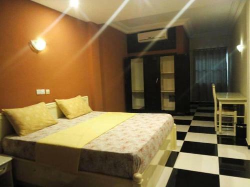 Mosaly Hotel Pk10