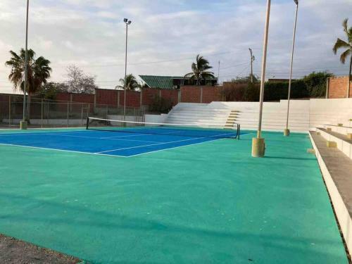 Apartamento Departamento Con Vista Al Mar Edificio Carabelas De Col�n