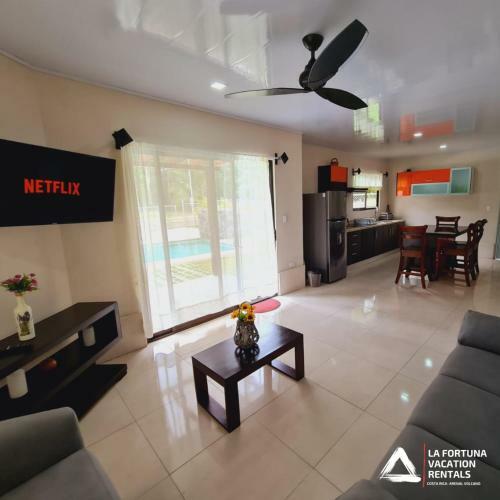 Villa Ensue�o Volcano View