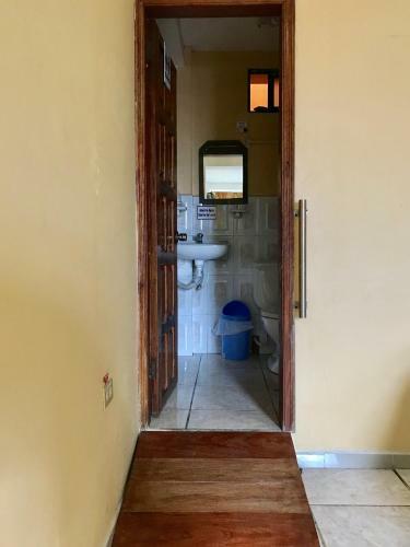 Hotel Kanoas Hostal
