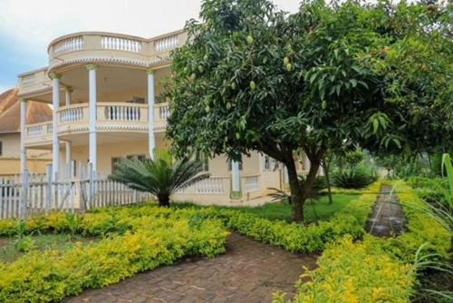 Hostal Manoir Des Princesses Bafoussam
