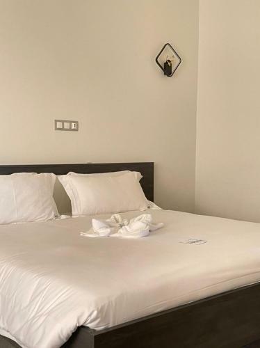 Shalom City Hotel