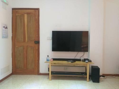 Quarto Alcindo Em Mindelo