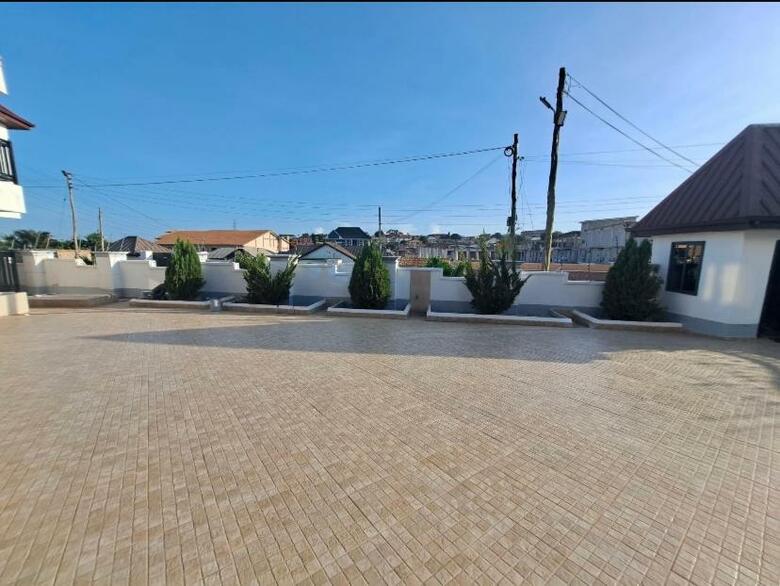 Baffour Apartments