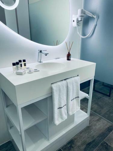 Design Suites Boutique Hotel - Adults Only