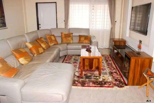 L S Apartment's