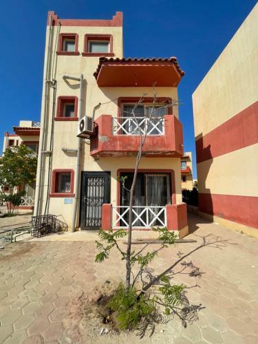 Only Families Cheerful 3-bedroom Villa With 6 Pools