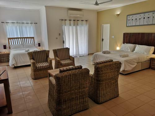 Hotel Flame Tree