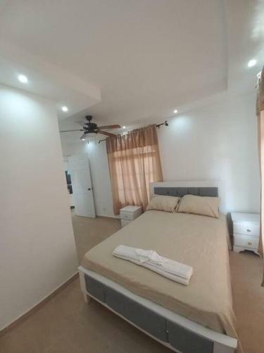 Beautiful 4 Bedroom House With Pool!
