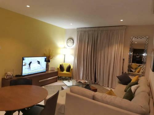 Apartamento Embassy Gardens Luxury Properties