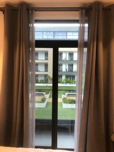 Apartamento Embassy Gardens Luxury Properties