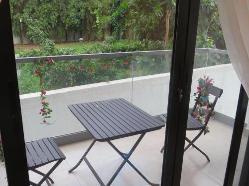 Lovely 2 Bdr Serviced Apartment With Pool, Gym....