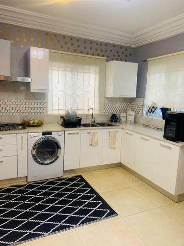 Ebs Legends Luxury Apartment