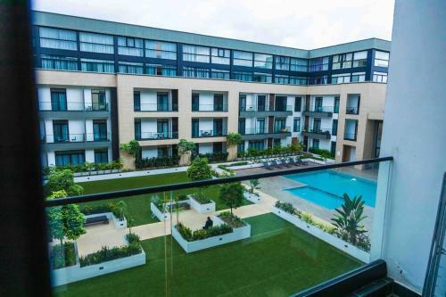 Exquisite Pool/courtyard View Studio Apartment ..
