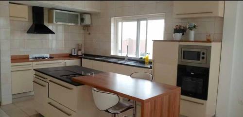 Apartamento Luxurious 3 Bedroom Space