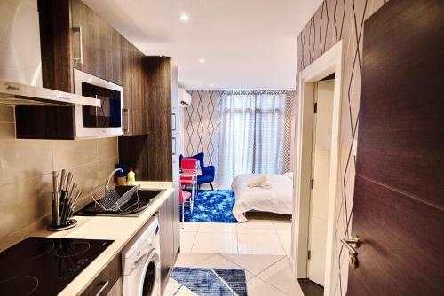 Luxury Serviced Studio Apartment,embassy Gardens
