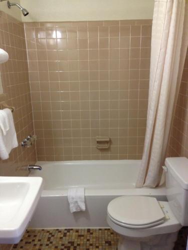 Motel Executive Inn Of Seneca