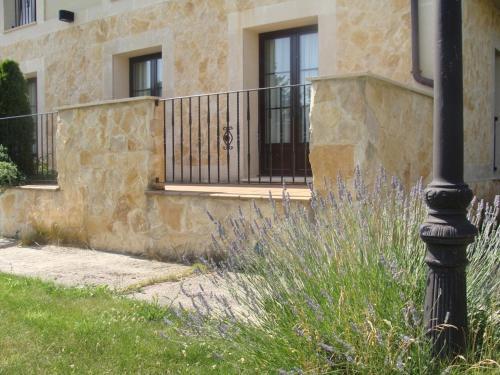 Hotel Rural La Henera