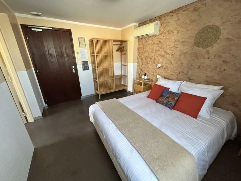 Logis Hotel De La Clape