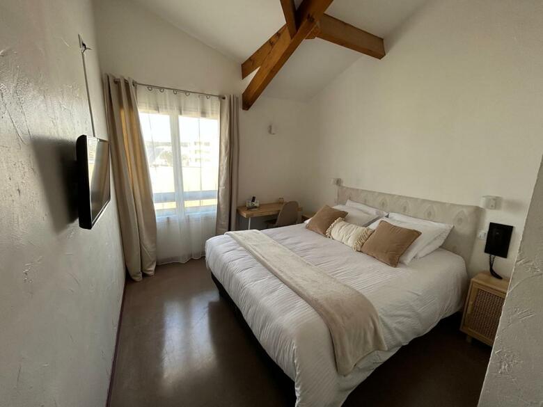 Logis Hotel De La Clape