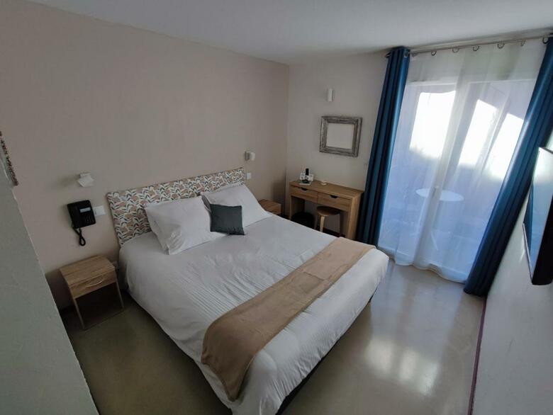 Logis Hotel De La Clape