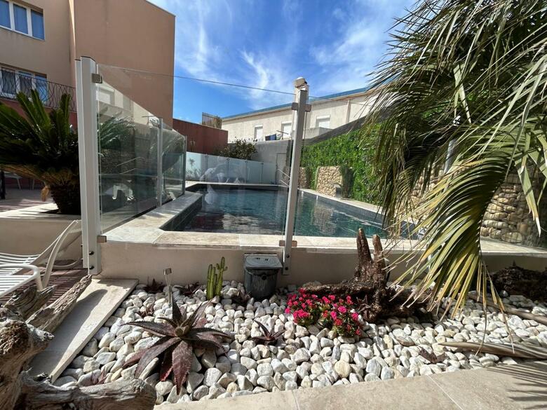 Logis Hotel De La Clape