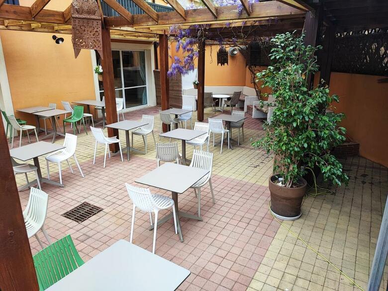 Logis Hotel De La Clape