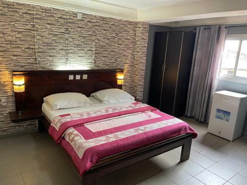 Feuguiff Hotel