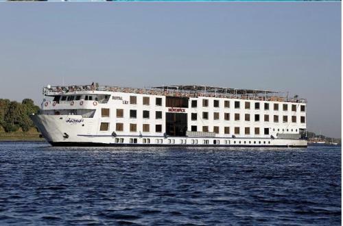 Hotel Movenpick Royal Lily