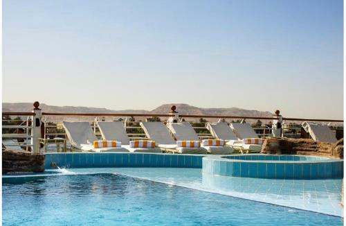 Hotel Movenpick Royal Lily