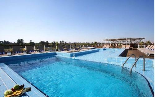 Hotel Movenpick Royal Lily