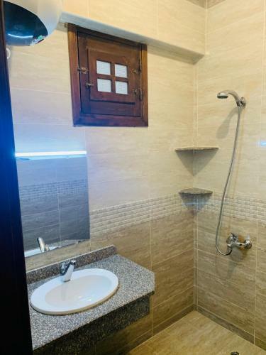 Apartamento Relaxing 2-bdrm With Strong Wi-fi And Private Garden