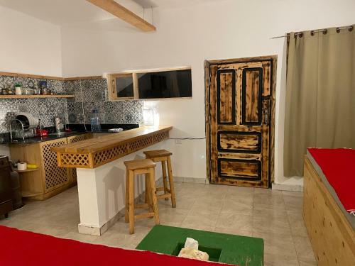 Sea View Apartment, 10 Meter From The Beach