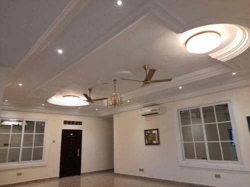 9 Roses Hotel