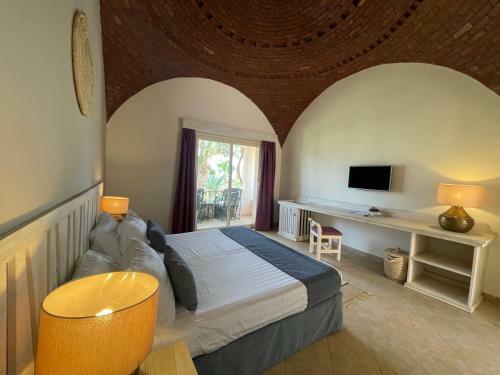 Hotel Blue Lagoon